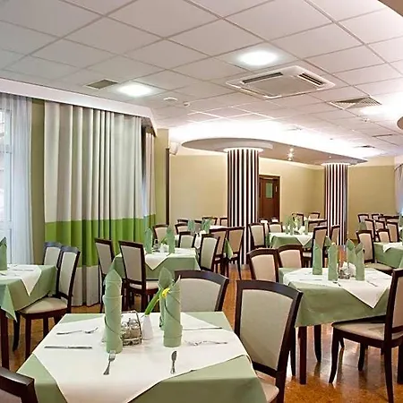 Justyna Hotel 4*